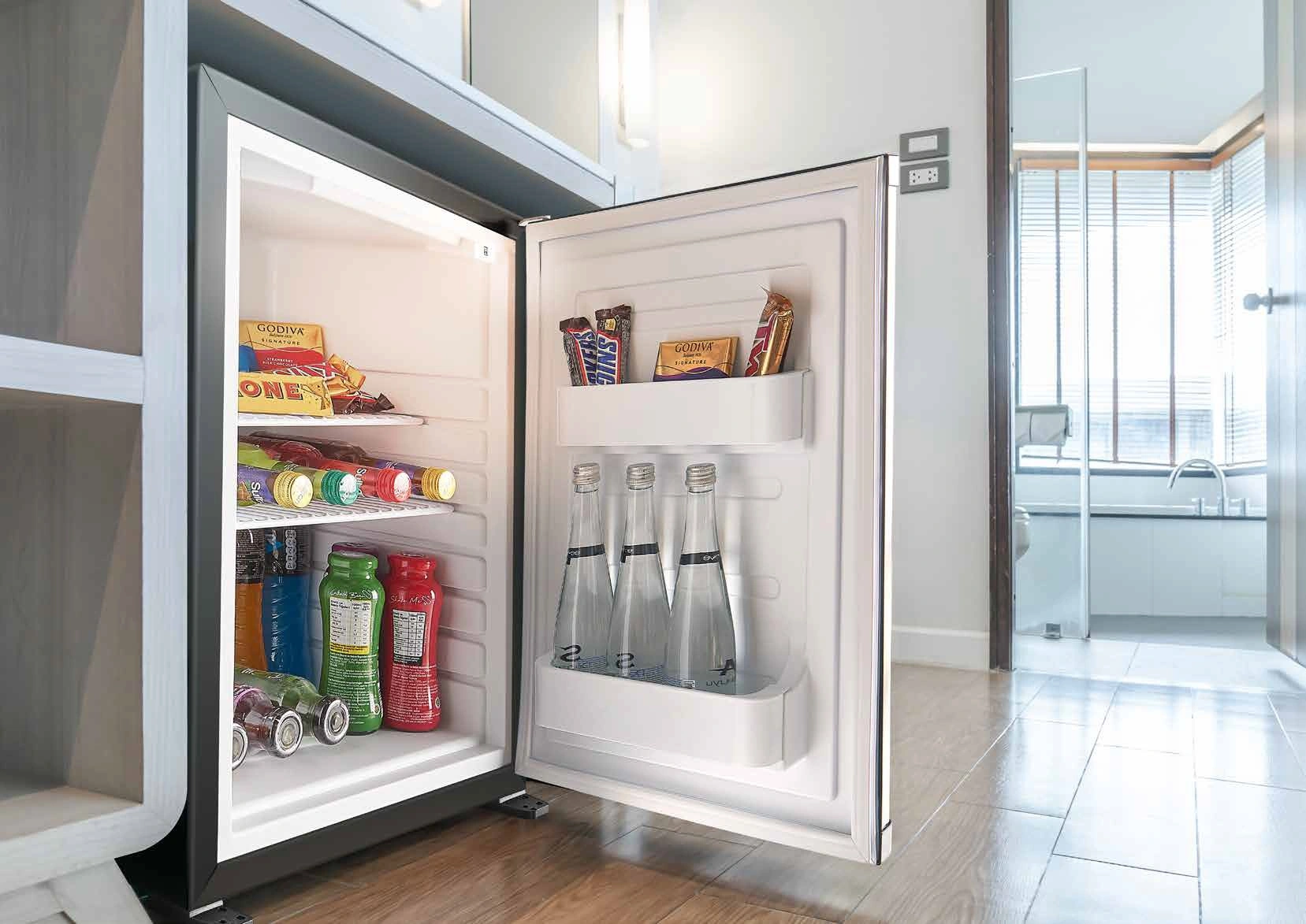 MNbar Otel Tipi 30 Lt. Minibar Blok Kapı Siyah Absorbe 